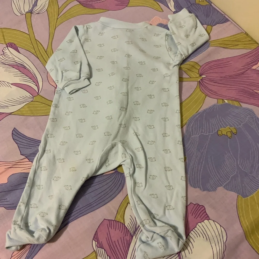 EUC Carter’s Baby I ❤️my Mommy & Elephant Embroidered Footed Blue/Gray 3M